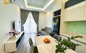 Sky House Apartment
